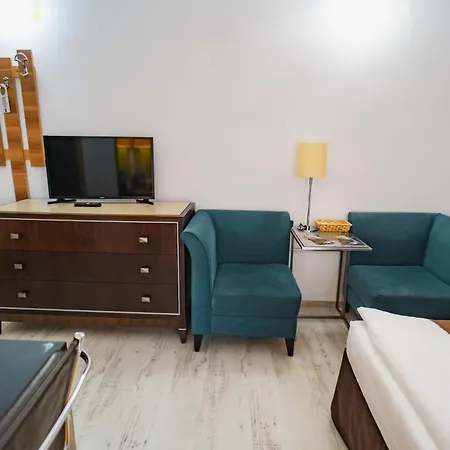 Dobsi Otel 3*